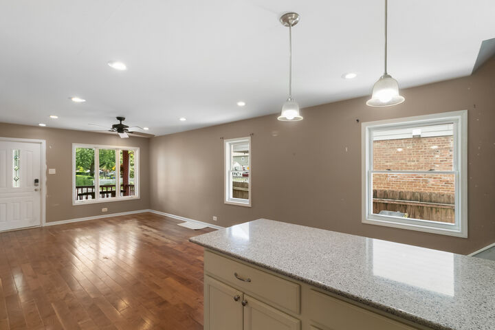Property Photo:  3326 W 107th Street  IL 60655 