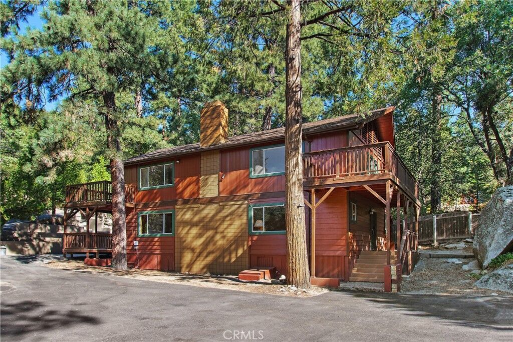 Property Photo:  25462 Cedar Glen Drive  CA 92549 