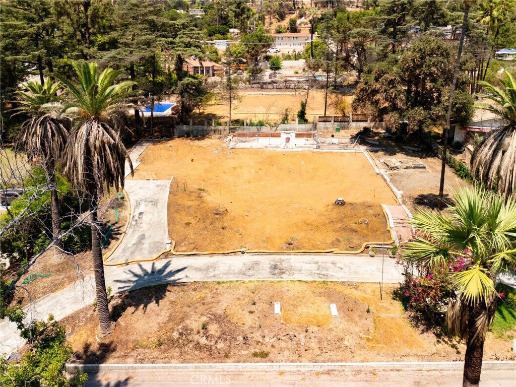 Property Photo:  1663 Gaywood Drive  CA 91001 