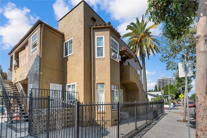Property Photo:  6900 Templeton St  CA 90255 