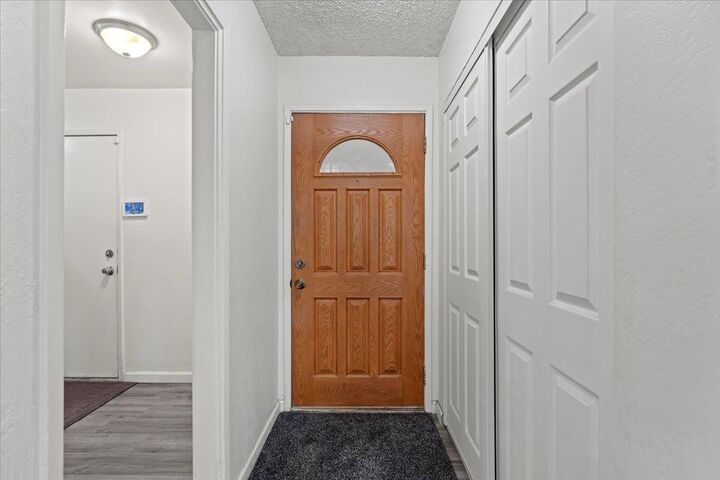 Property Photo: 7817 Charmette Way CA 95823