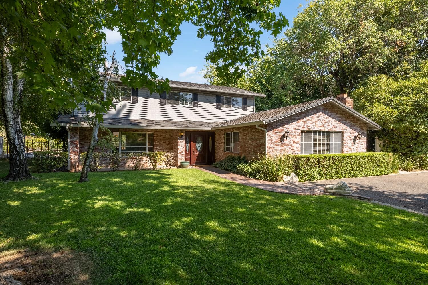 Property Photo: 2615 Delmar Avenue CA 95663