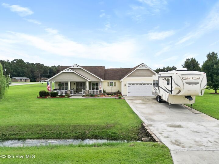 Property Photo:  564 Comfort Road  NC 28574 