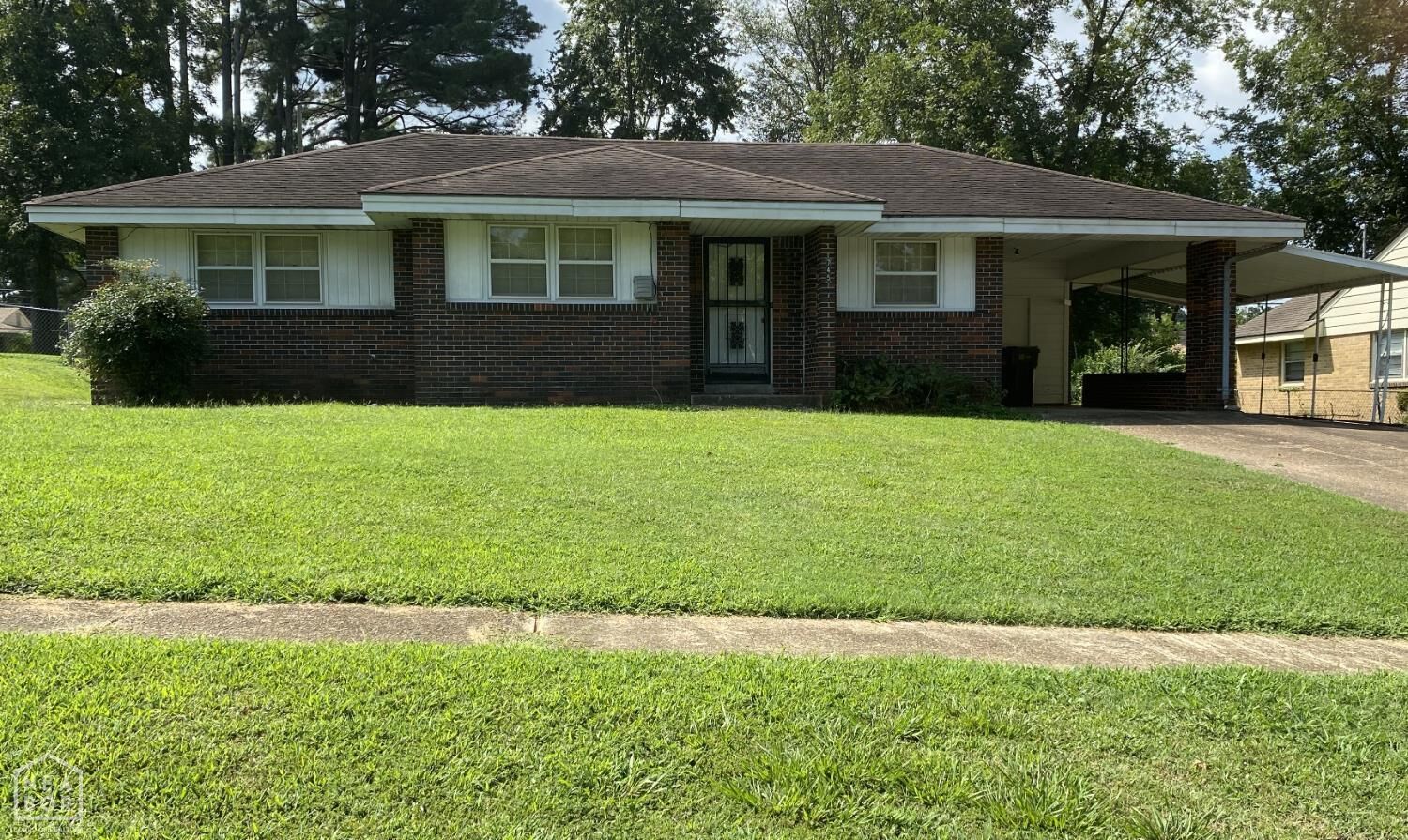 Property Photo: 745 Crest Drive AR 72401
