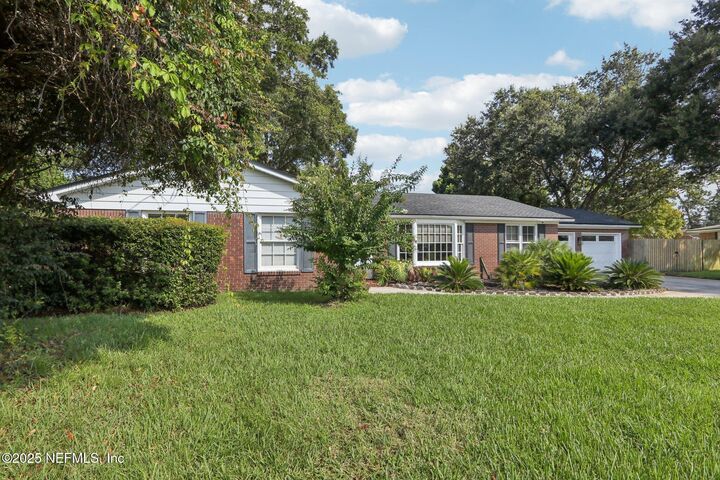 Property Photo:  1168 Montevideo Road  FL 32216 