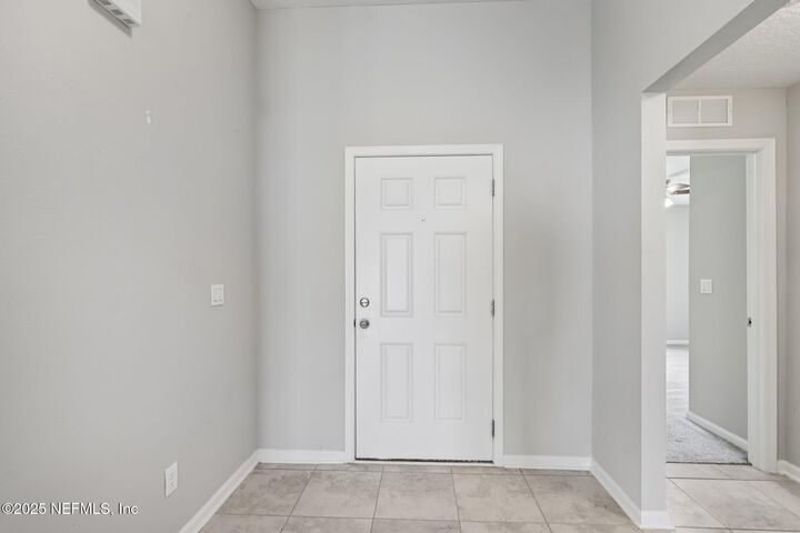 Property Photo:  4819 Morning Rise Circle  FL 32218 