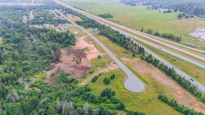 Property Photo:  48 Runway Court  NS B2N 6L3 