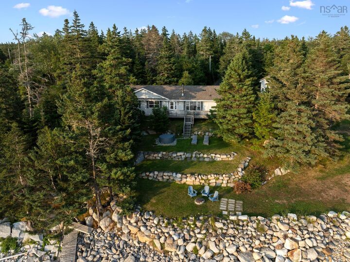 Property Photo:  8748 Peggys Cove Road  NS B3Z 3P3 