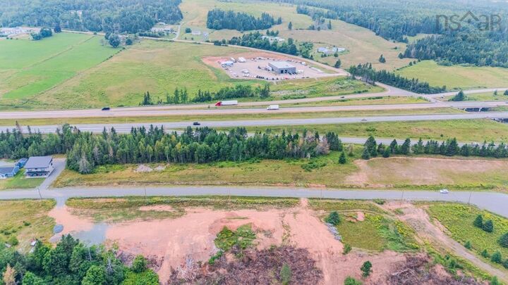 Property Photo:  50 Runway Court  NS B2N 6L3 