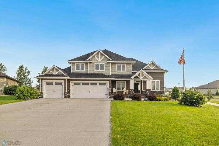 7229 15th Street S  Fargo ND 58104 photo