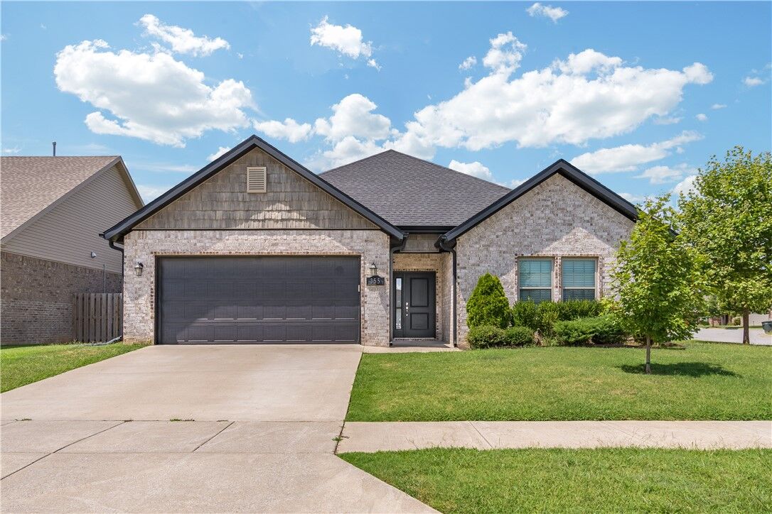Property Photo: 355 Galway Lane AR 72704