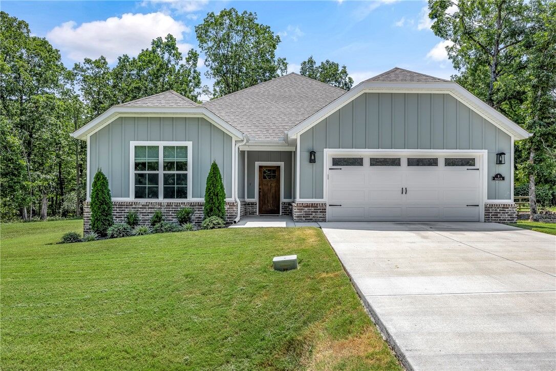 Property Photo: 6 Shetland Drive AR 72715