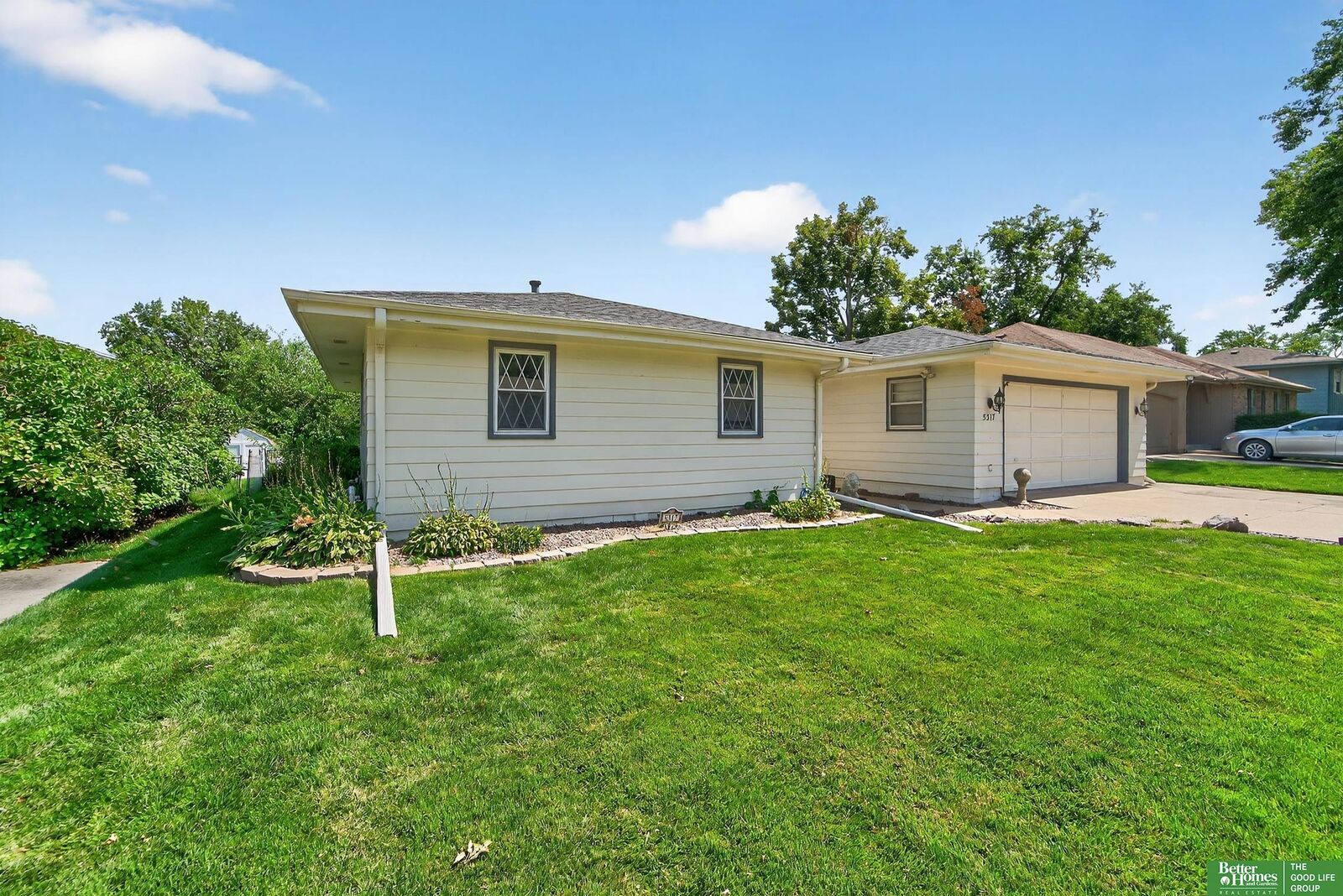 Property Photo: 5317 S 105th Street NE 68127