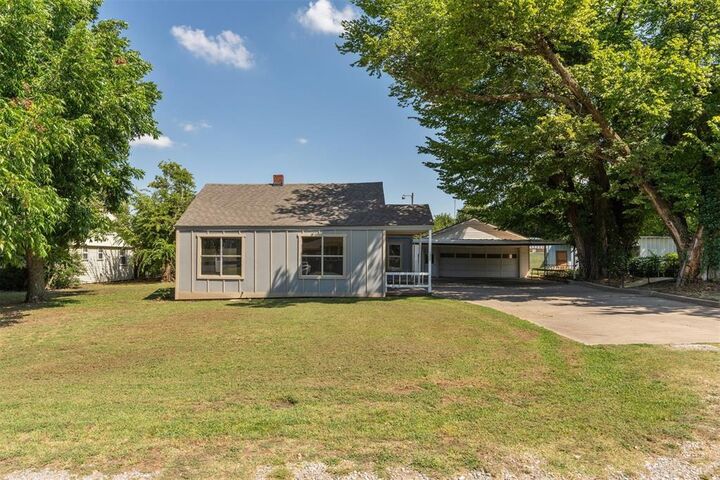 Property Photo:  5925 NW 28th Street  OK 73127 