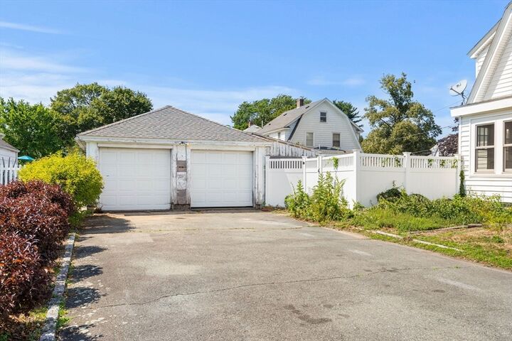 Property Photo:  12 Casco Rd  MA 01904 