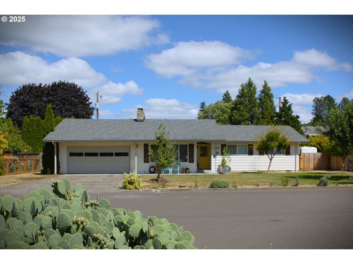 6001 NW Perthshire Rd  Vancouver WA 98663 photo