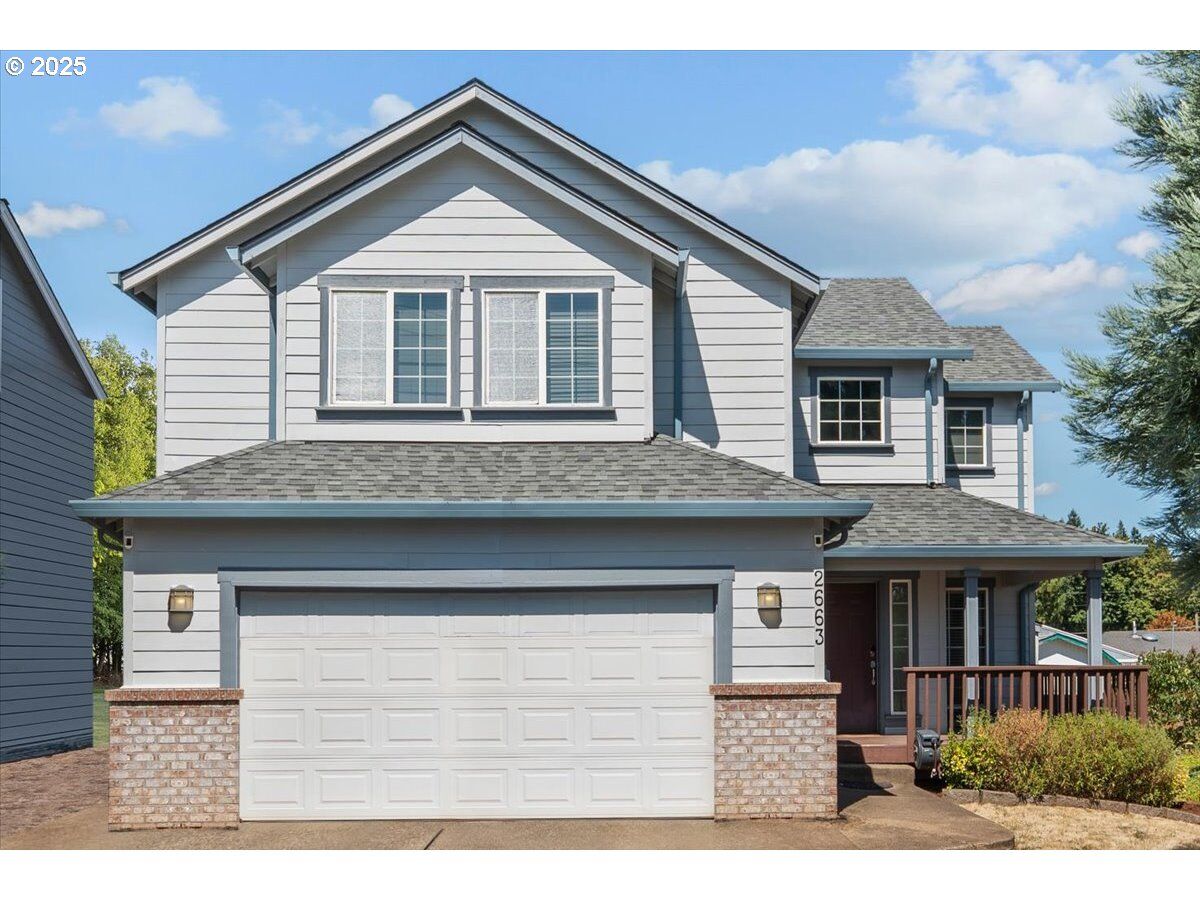 Property Photo:  2663 Cambridge St  OR 97068 