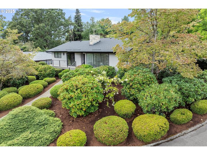 Property Photo:  6325 SW 90th Ave  OR 97223 