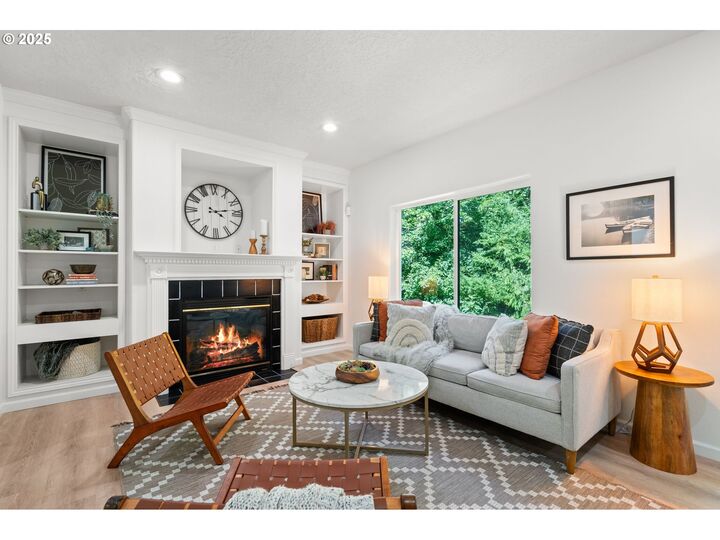 Property Photo:  6111 SW Lesser Way  OR 97219 