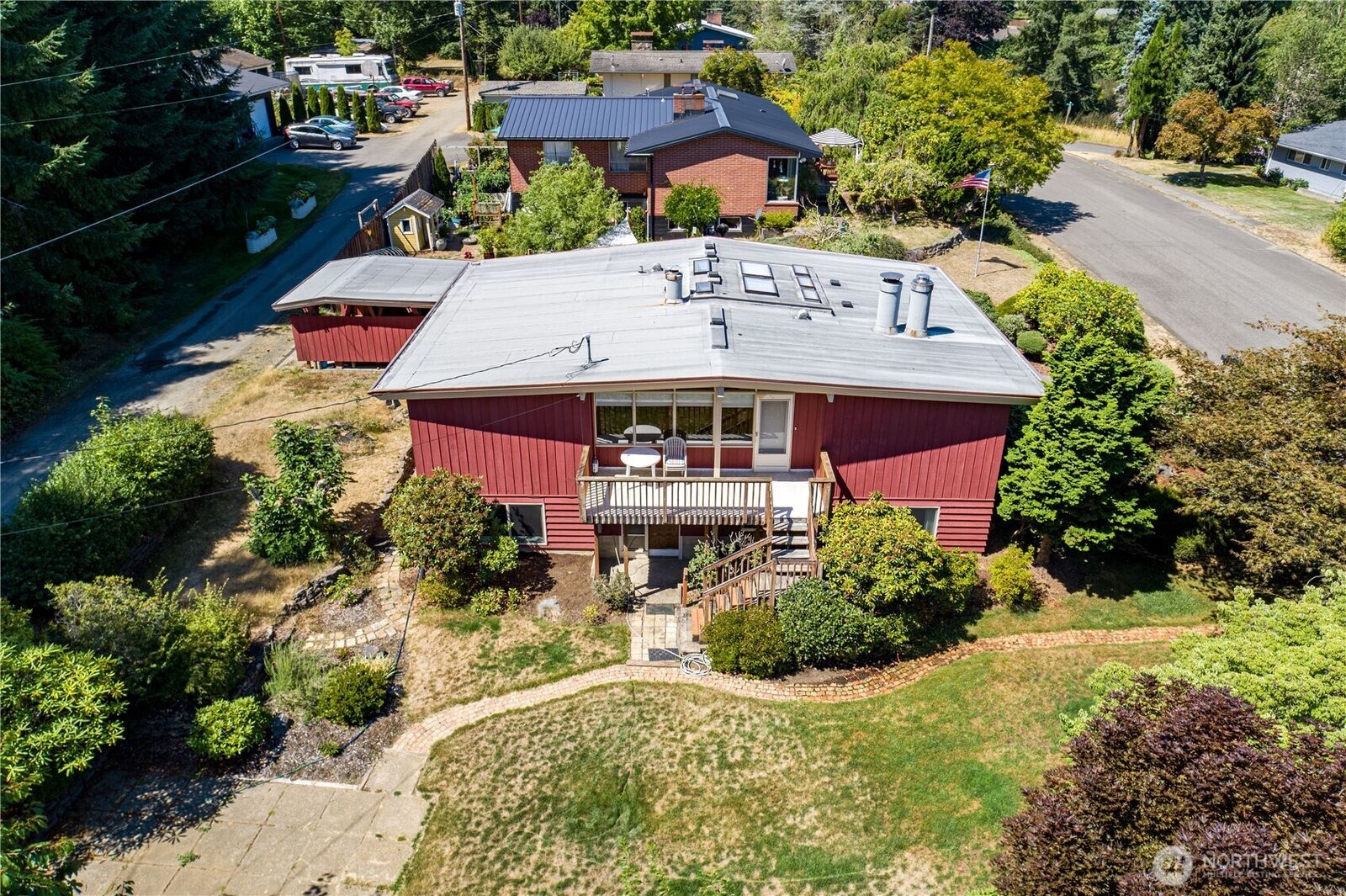 Property Photo:  1107 W Harvard Avenue  WA 98584 