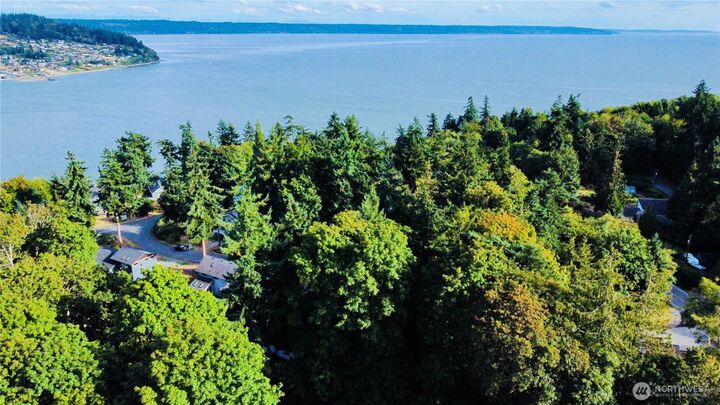 Property Photo:  3  Mitford Ln  WA 98236 