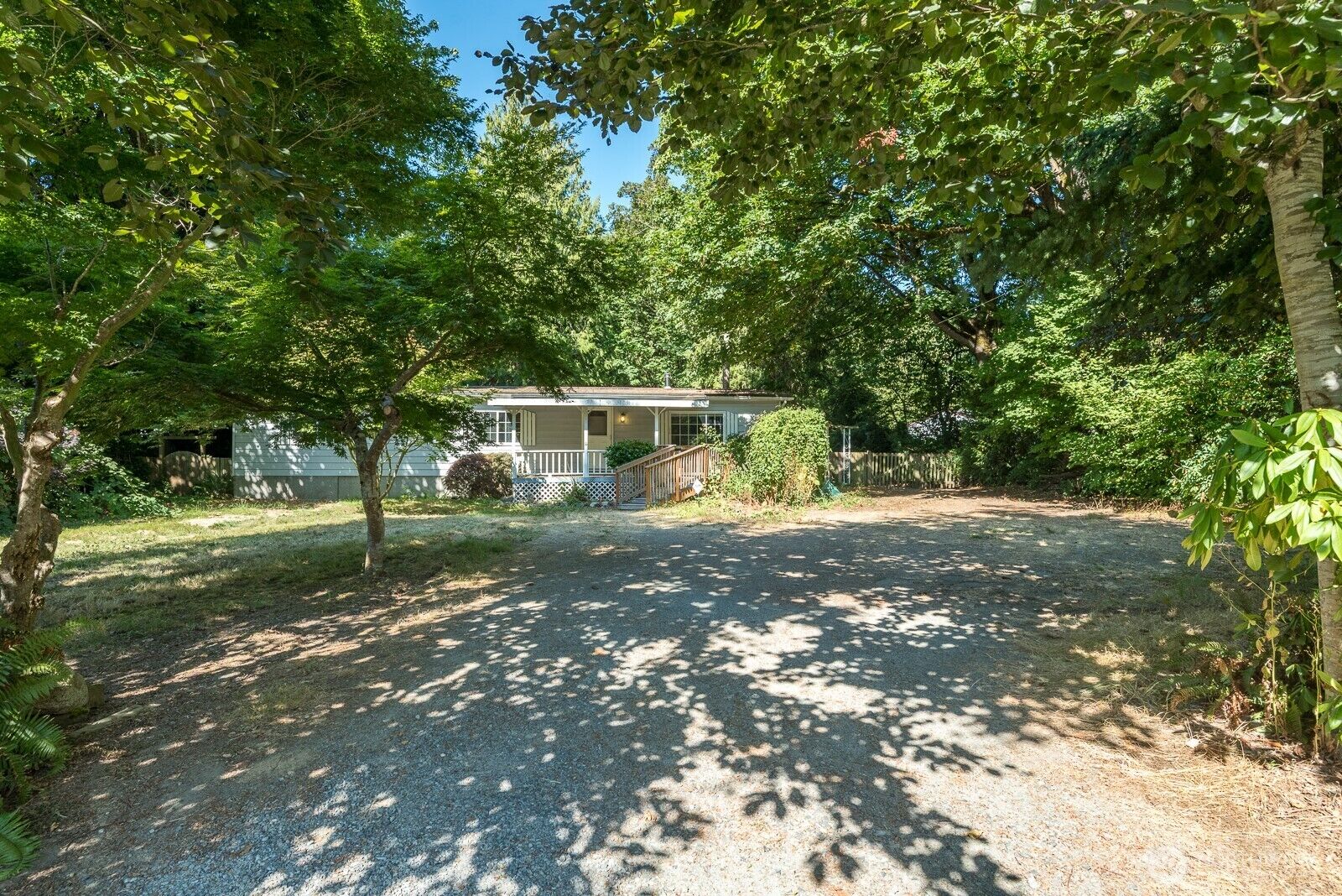 Property Photo: 5130 2nd Avenue NE WA 98271