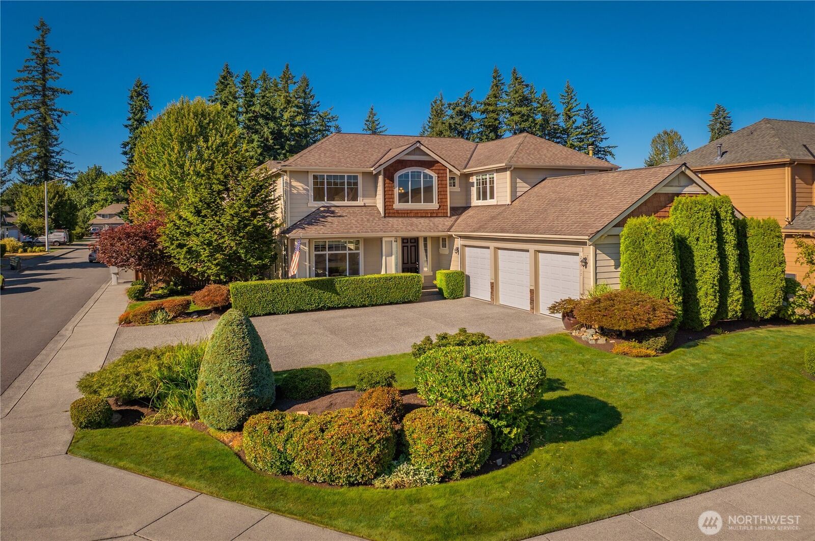 Property Photo: 21917 149th Place SE WA 98272