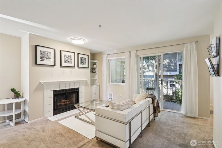 949  Aberdeen Avenue NE C208  Renton WA 98056 photo