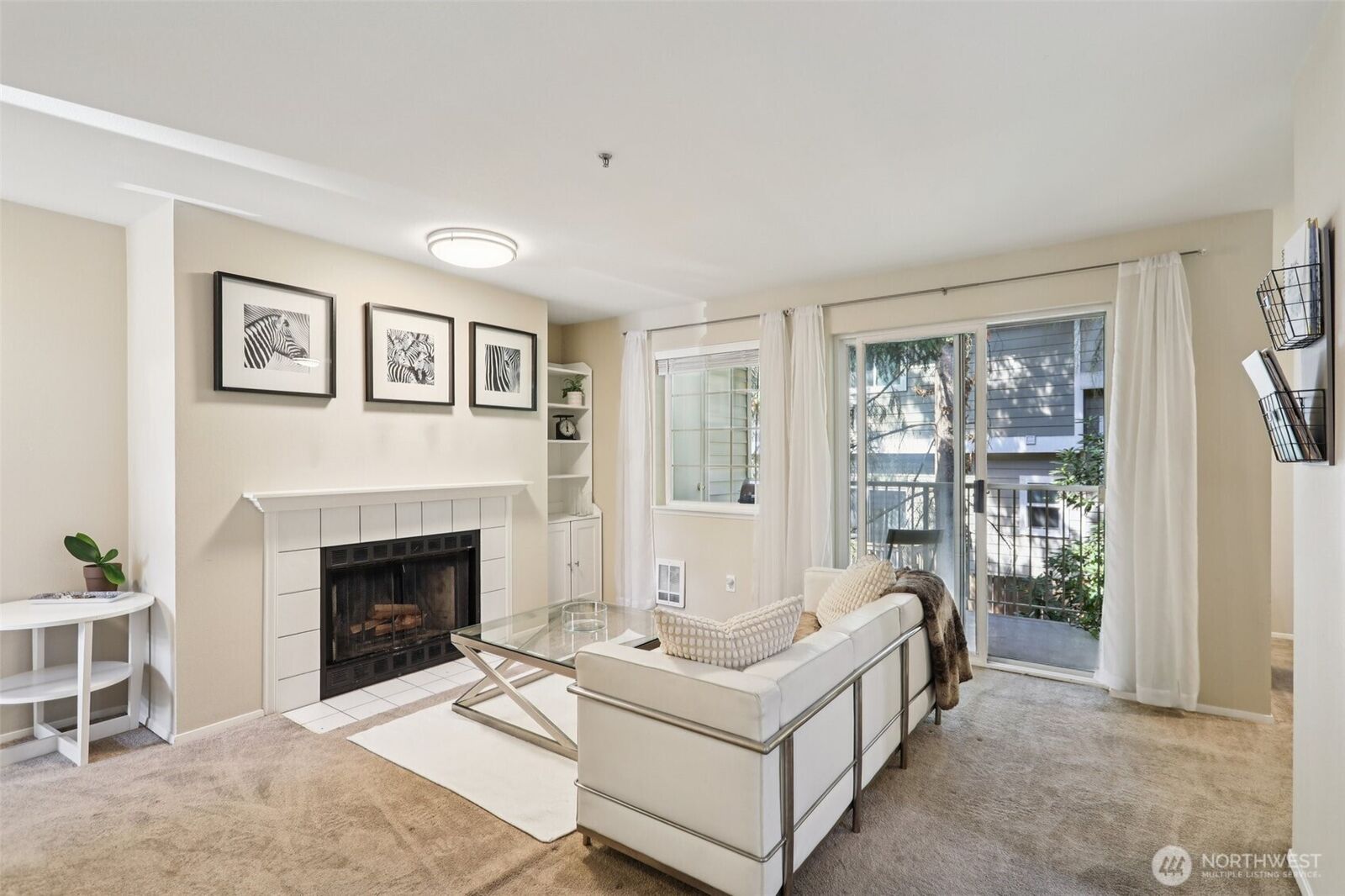 Property Photo: 949 Aberdeen Avenue NE C208 WA 98056