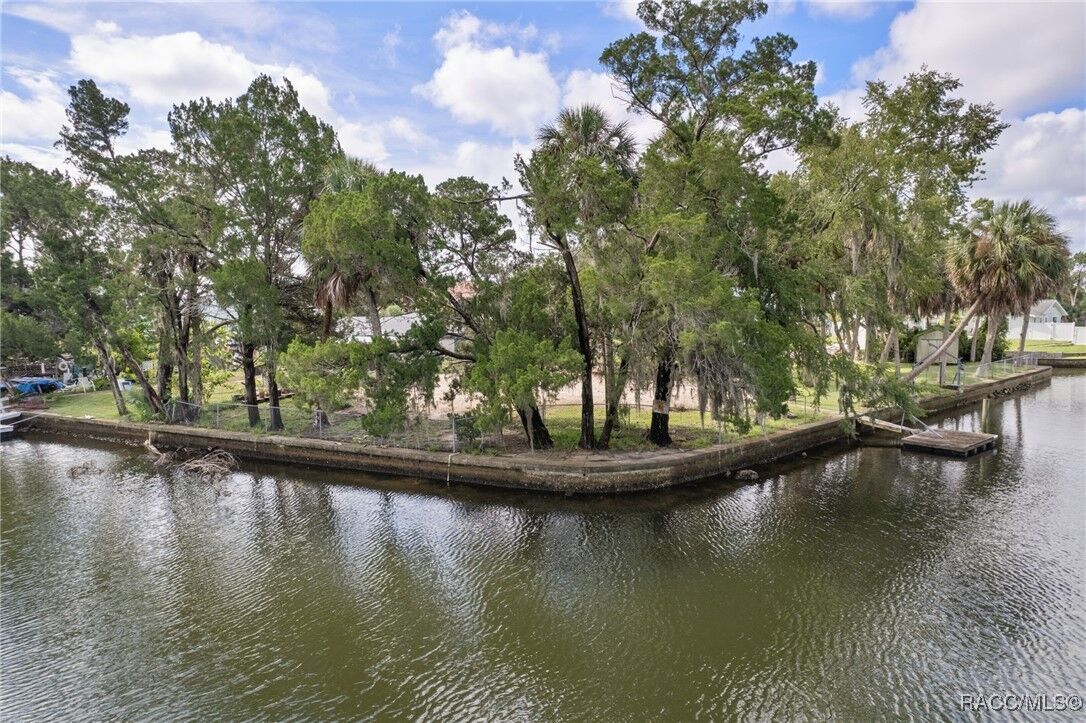 Property Photo:  1941 NW 16th Street  FL 34428 