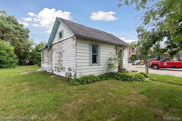 Property Photo: 629 Alger Avenue MI 48867