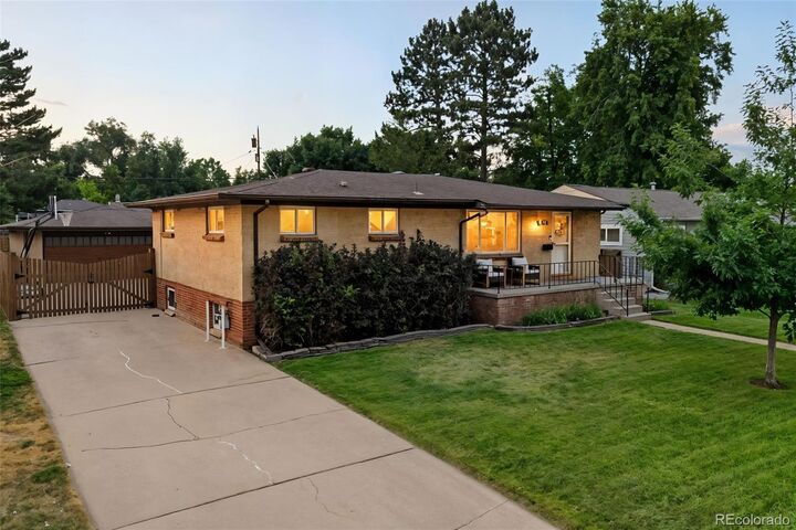 Property Photo:  4710 S Washington Street  CO 80113 