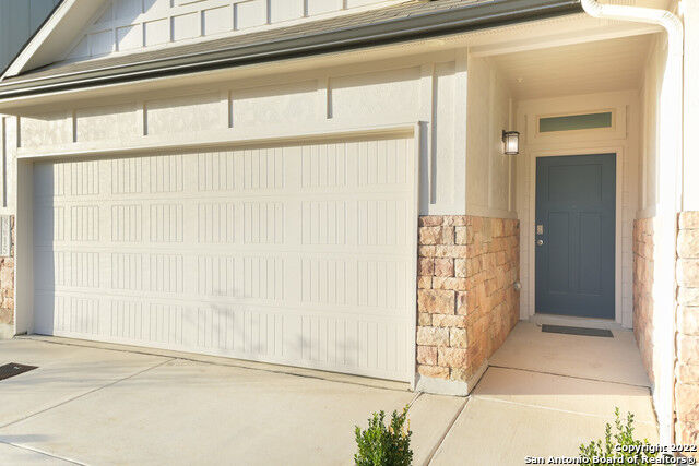 Property Photo: 8015 Needle Creek TX 78249