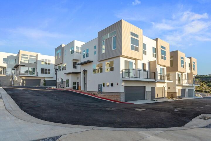 Property Photo: 811 Fassler Avenue CA 94044
