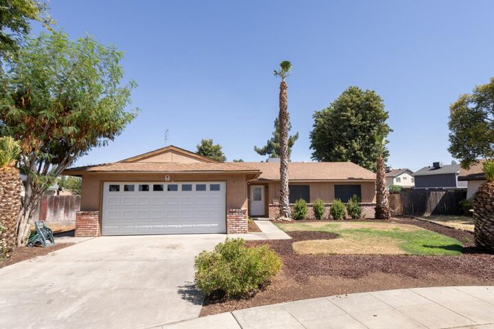 Property Photo: 3143 Cindy Avenue CA 93612