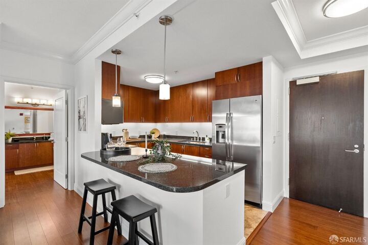 Property Photo: 88 King Street 906 CA 94107