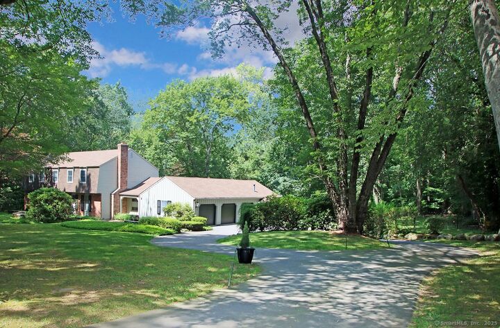 Property Photo:  125 Wildcat Road  CT 06443 