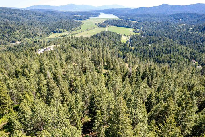 Property Photo:  Xxx N Singing Hills Dr Lot 1 Parcel #57211.9020  WA 99025 