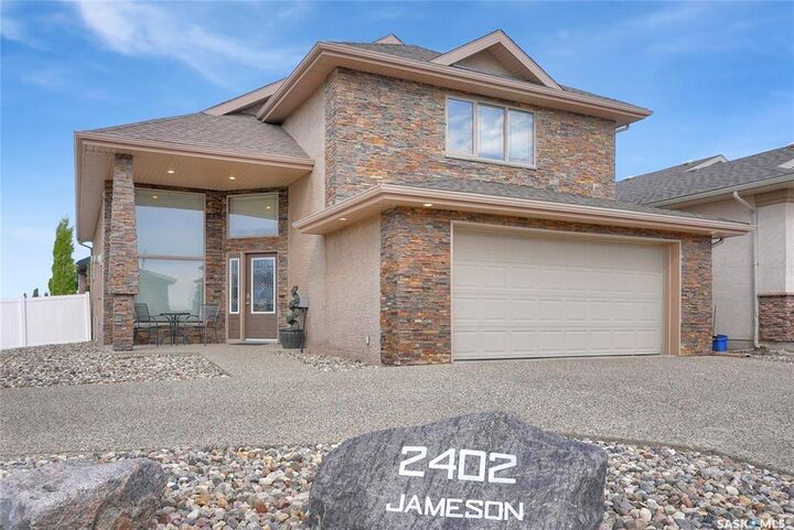 2402 Jameson Crescent  Regina SK S4V 1J7 photo