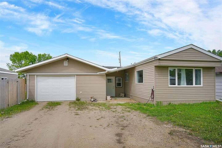 109 Wetmore Street N  Rouleau SK S0G 4H0 photo
