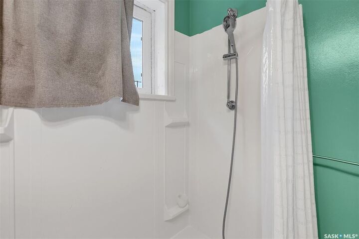 Property Photo:  2919 Athol Street  SK S4S 1Y4 
