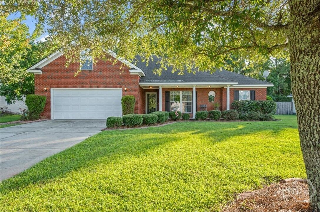 Property Photo:  114 Stonewalk Drive  GA 31326 