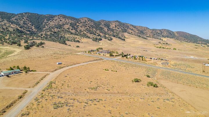 Property Photo:  0 Comanche Drive  CA 93561 