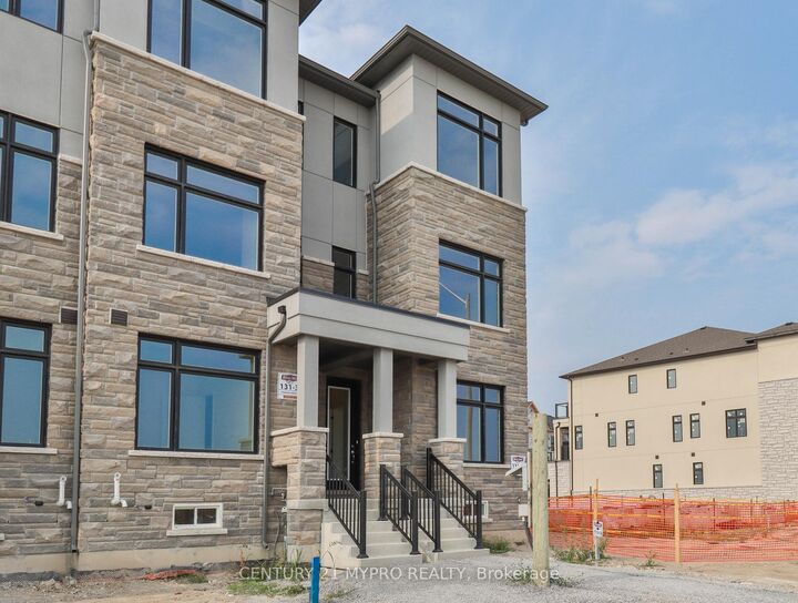 Property Photo:  177 Berczy Green Drive  ON L6C 1N3 