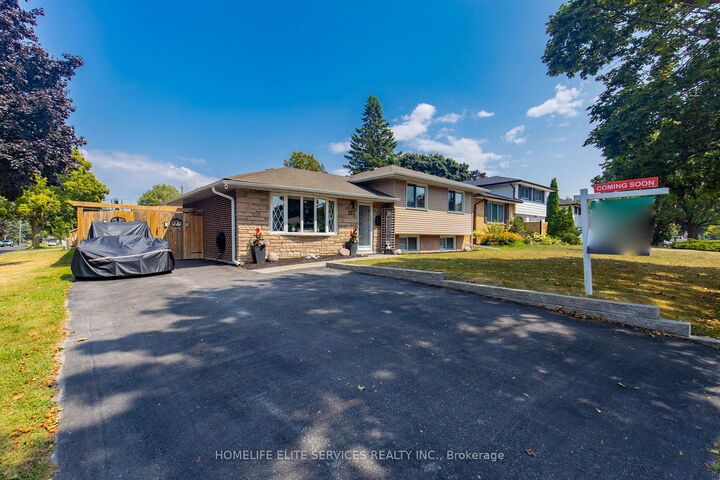 Property Photo:  323 Central Pk Boulevard N  ON L1G 5Z5 