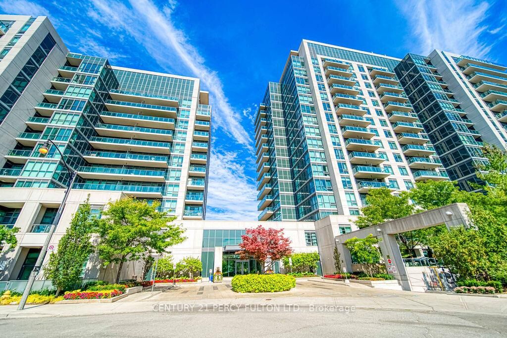 Photo de la propriété:  35 Brian Peck Crescent 504  ON M4G 0A5 