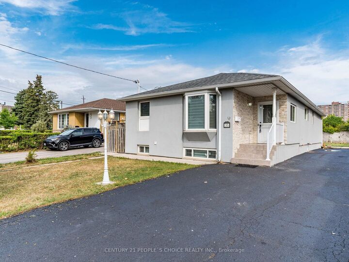 Property Photo:  35 Farr Avenue  ON M9V 2A5 