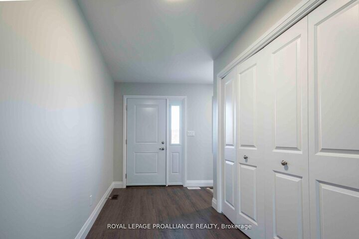 Property Photo:  44 Mackenzie John Crescent  ON K0K 1H0 