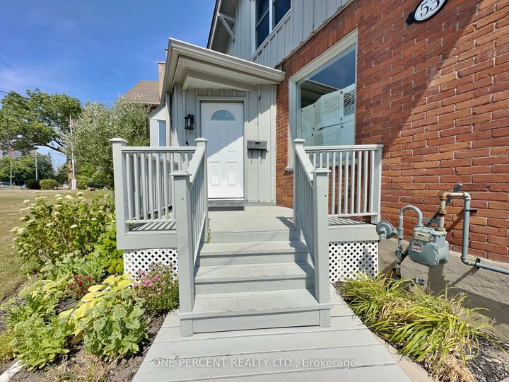 Property Photo:  53 Highland Avenue  ON K8P 3R2 
