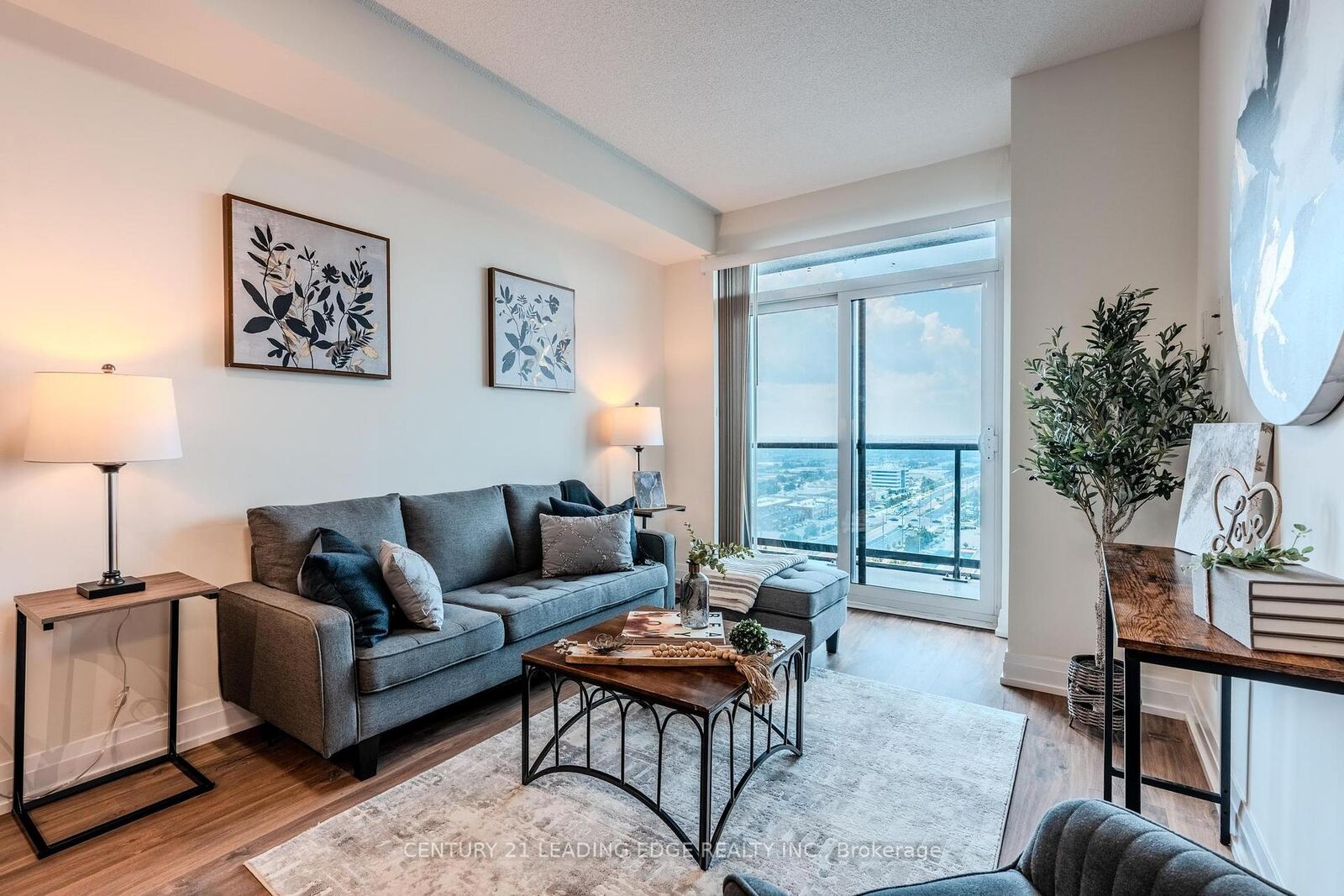 Property Photo:  3700 Highway 7 N/A 1807  ON L4L 0G8 